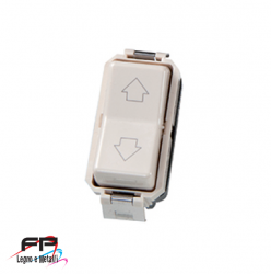 Pulsante commutatore con frecce direzionali e posizione off centrale